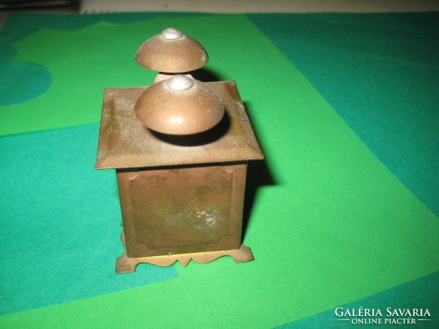 Chime clock miniature, made of copper, beautiful handwork, 5 x 6 cm
