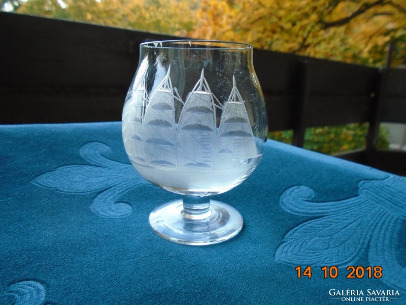 Acid-etched glass with a sailing ship pattern