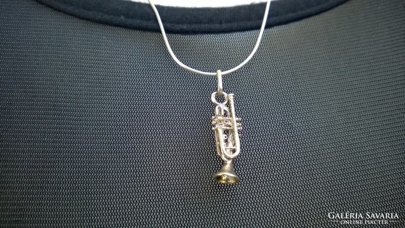 Új Ezüst medál-függelék trombita 925-ös