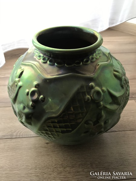 Zsolnay eosin large pot, vase