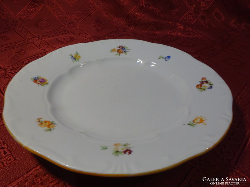 Zsolnay porcelain cake plate, diameter 19 cm. He has!
