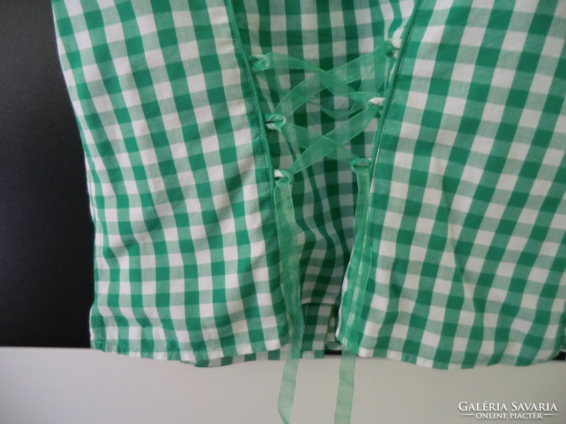 Dirndl ruhához blúz  zöld kockás kb. 40-es méretben