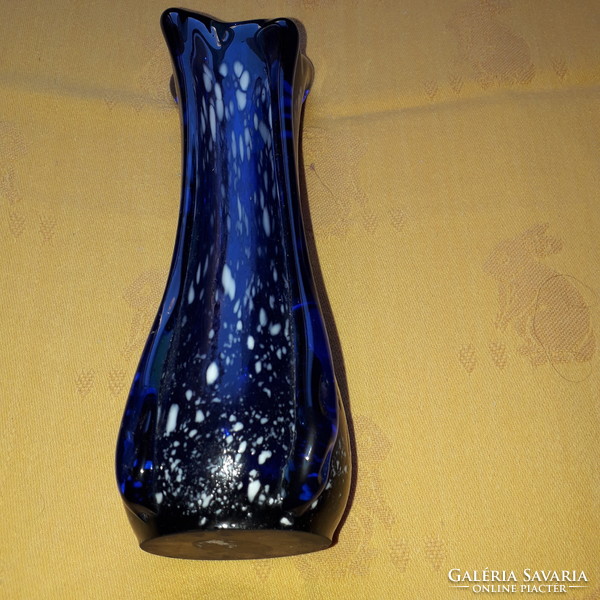 Kék üveg váza (23 cm)