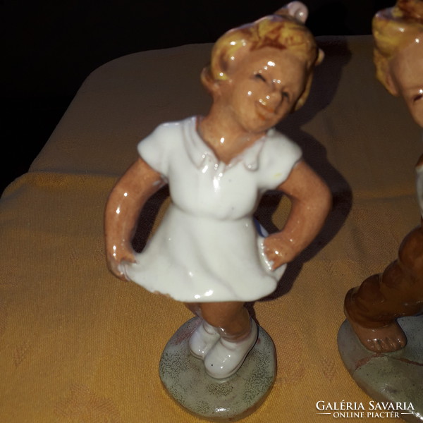 Old ceramic boy and girl (16 cm)
