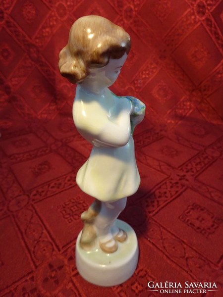 Zsolnay porcelán figura, virágot szedő lány, magassága 13,5 cm. Vanneki!