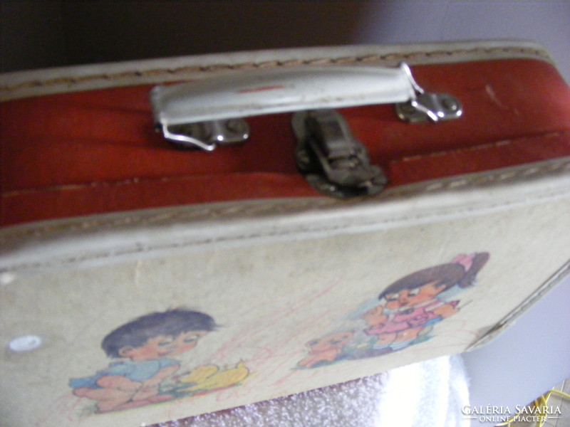 1970-es évekből Antik gyermek papír uzsonnás vagy játék táska, bőrönd