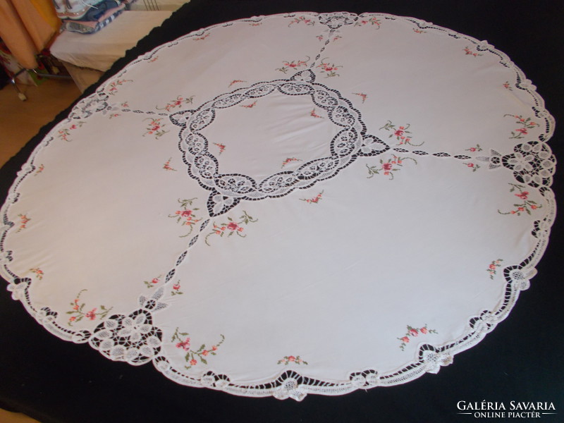 Beautiful big round antique snow white beaten lace needlework tablecloth