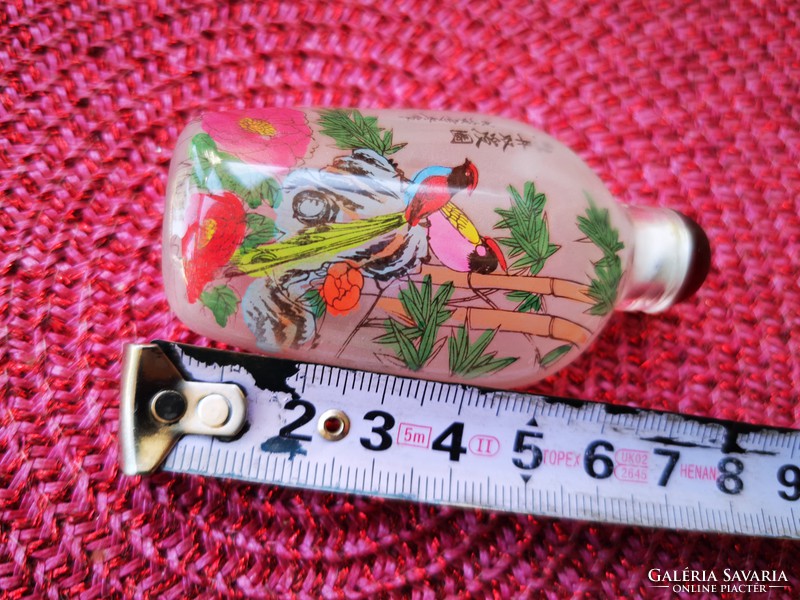 Chinese perfume bottle with miniature painting