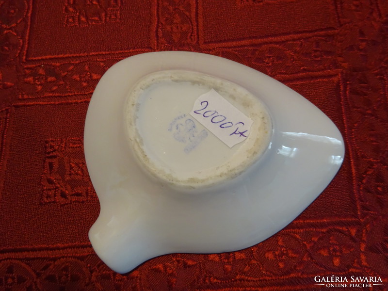 Aquincum porcelain ashtray, length 10 cm. With a bouquet of flowers in the middle. He has!