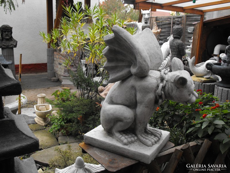 A rarity! Large gate guard winged dog stone statue artificial stone mythological animal not eagle and not dragon