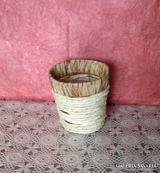 Sling braided basket, vintage, recommend!