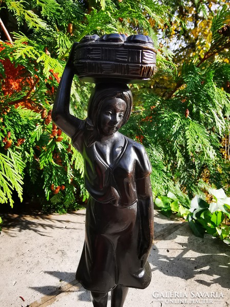 Antique load-bearing girl, statue