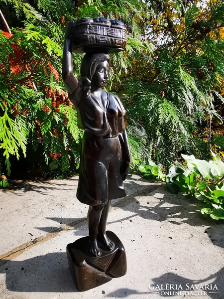 Antique load-bearing girl, statue