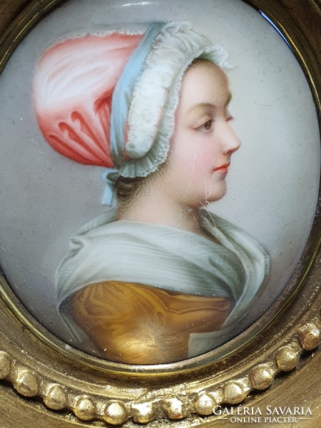 Francia miniatűr porcelánra festett hölgy arcképe