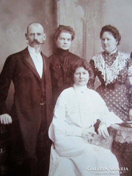 KECSKEMÉT cca. 1899 Bánházy Teréz szül Czeizer Teréz színésznő + család fotó CSOPORTKÉP 28 CM