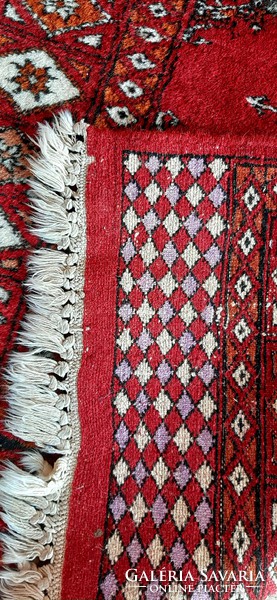 Kézi csomózású perzsa szőnyeg