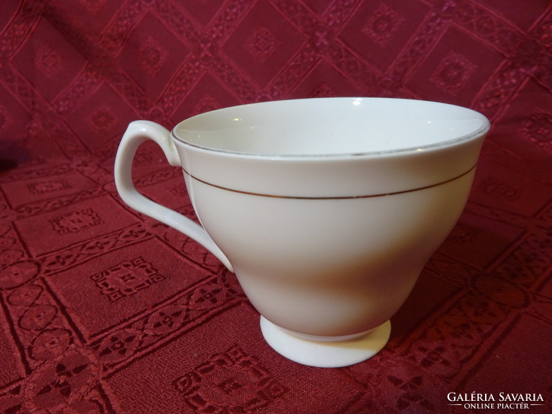 Royal windsor German porcelain tea cup, diameter 8.8 cm. He has!