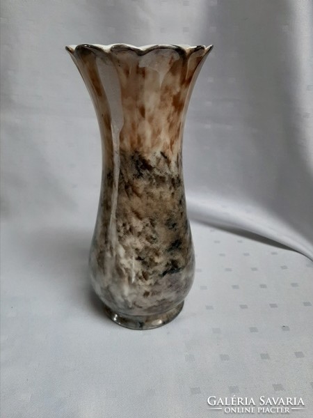 3834 - Glazed porcelain vase