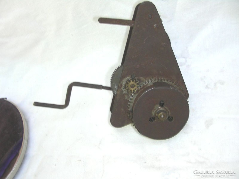 Antik játékgramofon motor