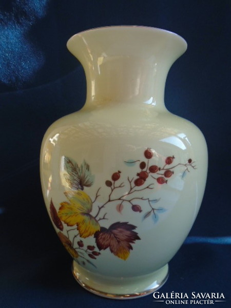 Régi Hollóházi porcelán rózsás váza halványsárga ritka festéssel vitrin állapotban van 