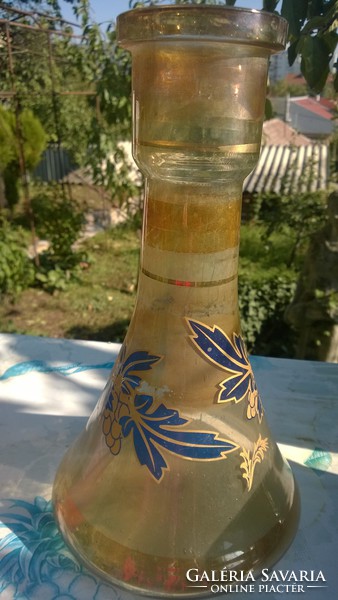Ritka formájú kézi festésű borosüveg-palack  öblös szájjal ép-szép állapot  28 cm