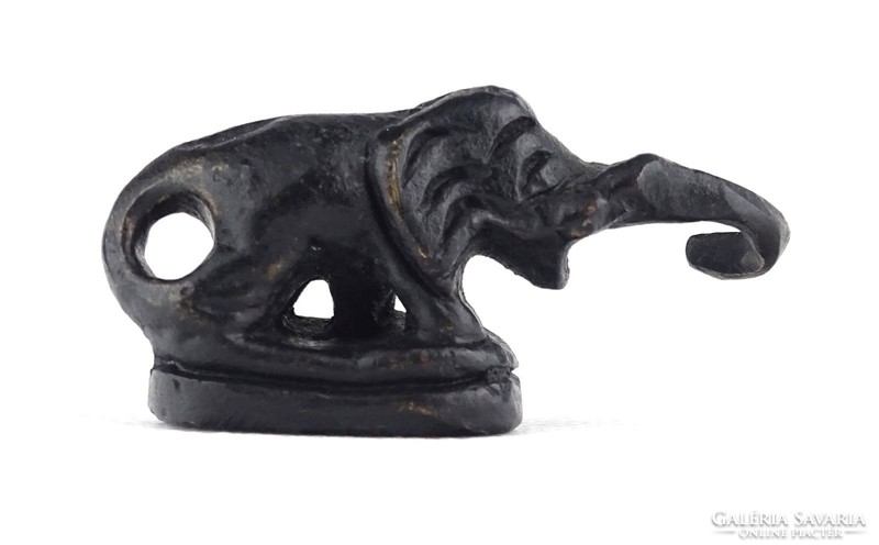 1C527 Antik miniatűr bronz elefánt 4.5 cm