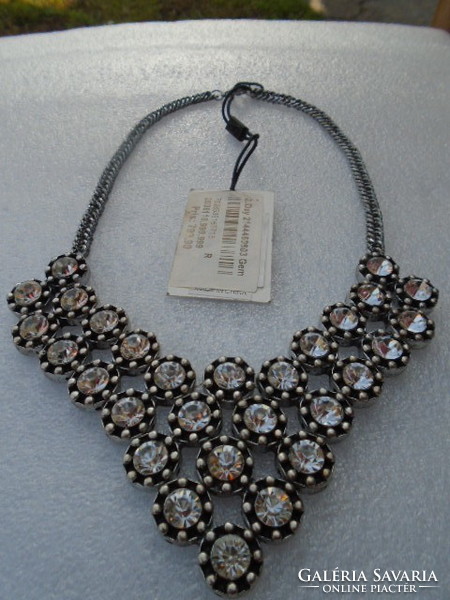 Full full luxury English collier necklace and very very expensive jewelry