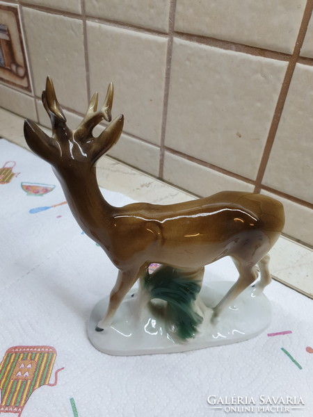 Beautiful porcelain deer for sale! Old German porcelain deer in NDK, in good condition