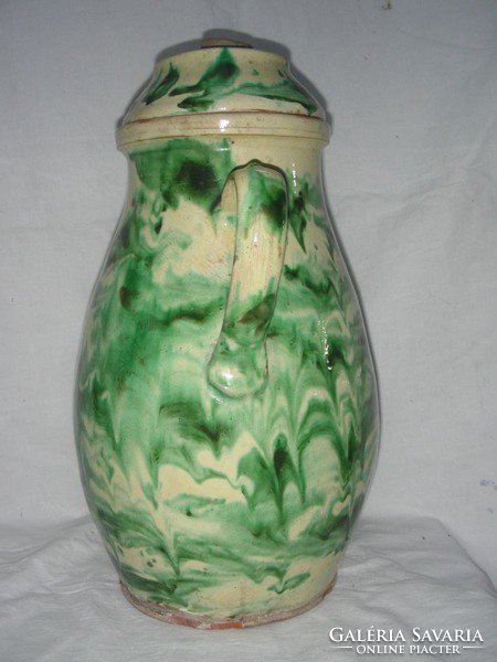 Southern earthenware butter spitter