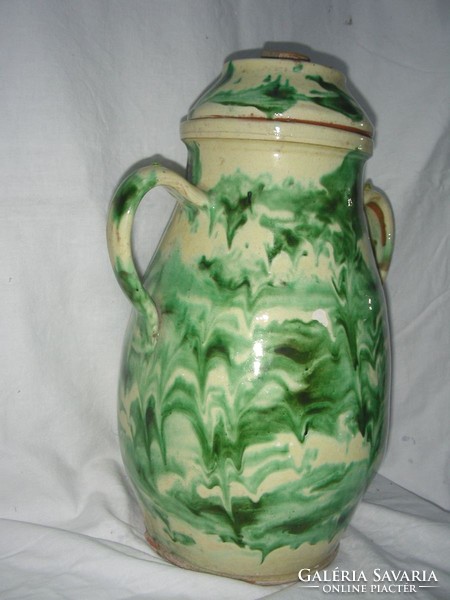 Délvidéki cserép vajköpülő