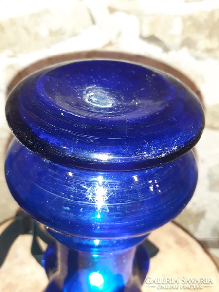 Régi fújt kék hutaüveg váza