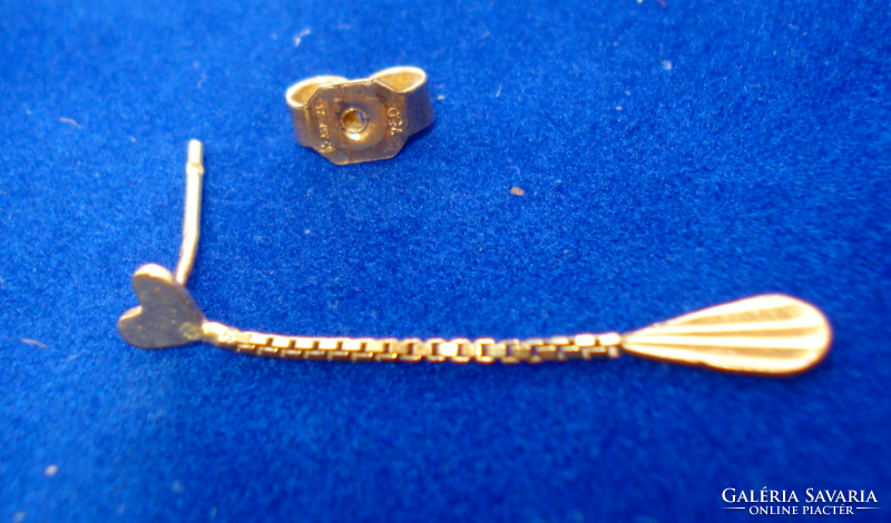 Arany szívecskés, függős fülbevaló pár (18K)