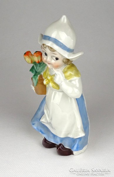 1C619 Szégyenlős flamand kislány tulipánnal porcelán figura 15 cm