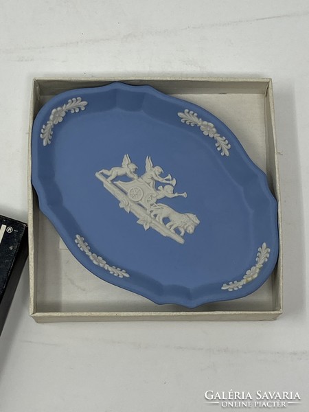 Mini Wedgwood tányér világoskék színben eredeti dobozával- CZ