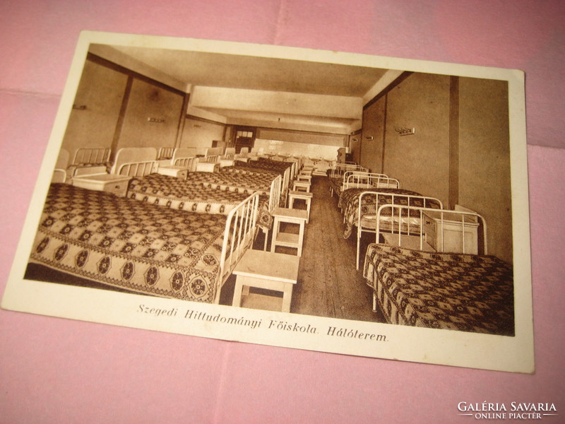 Szegedi Hittudományi Főiskola ,hálóterem , képeslap az 1920 évekből