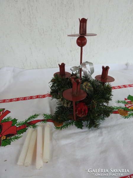 Karácsonyi kovácsoltvas gyertyatartó asztalközép