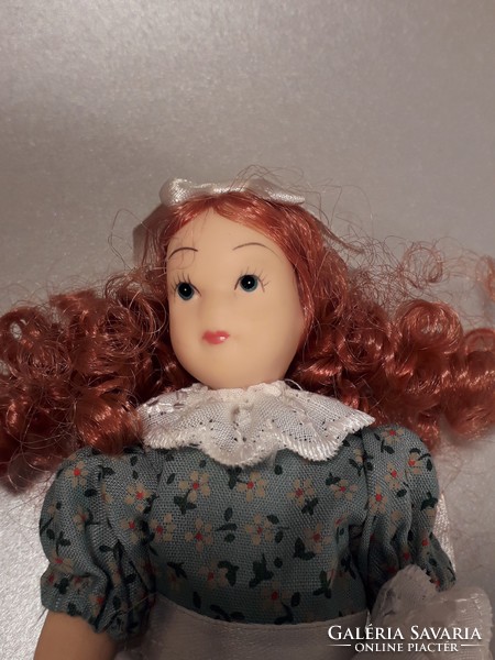 Porcelain small size doll dollhouse novel condition three pieces