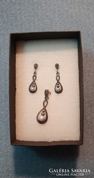 Wonderful marcasite gemstone beaded silver set --new