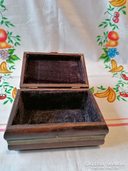 Beautiful Indian wooden box decorated with copper, 13 × 9 × 7.5 cm