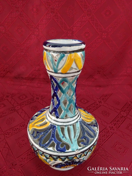 Porcelain vase, hand-painted, openwork pattern, height 21 cm. He has!