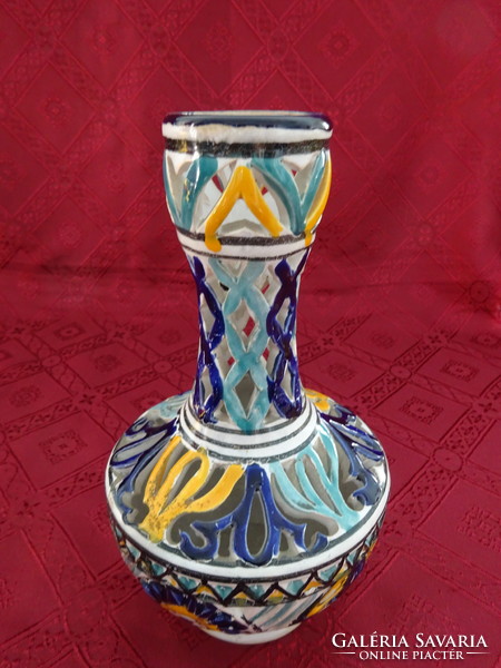 Porcelain vase, hand-painted, openwork pattern, height 21 cm. He has!