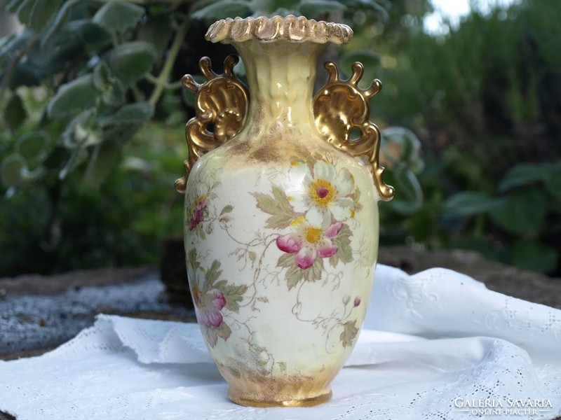 Szecessziós fajansz váza
