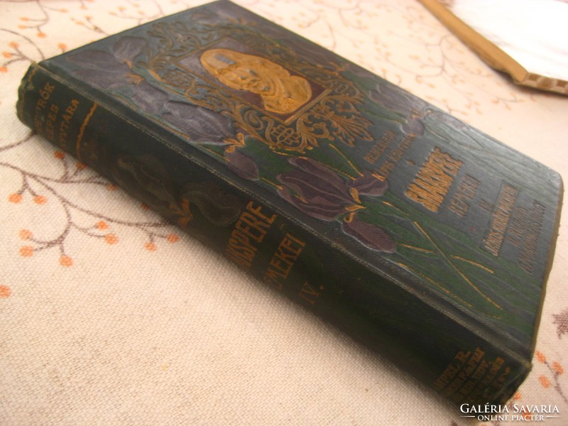 Shakespeare  Remekei  / Remekírók  Képes  Könyvtára / nagyon szép állapotban megmaradt  könyv