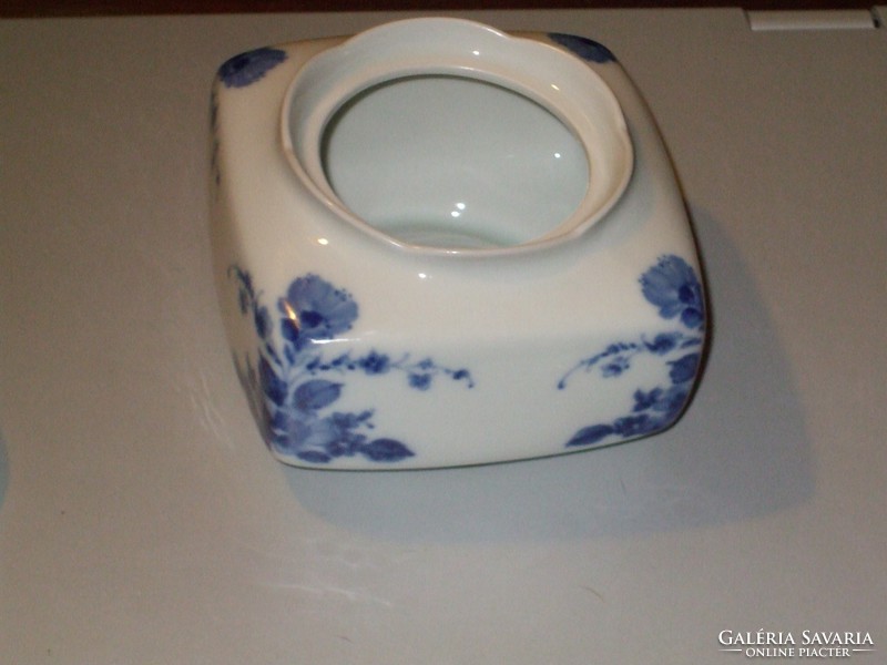 German cobalt blue porcelain sugar bowl.
