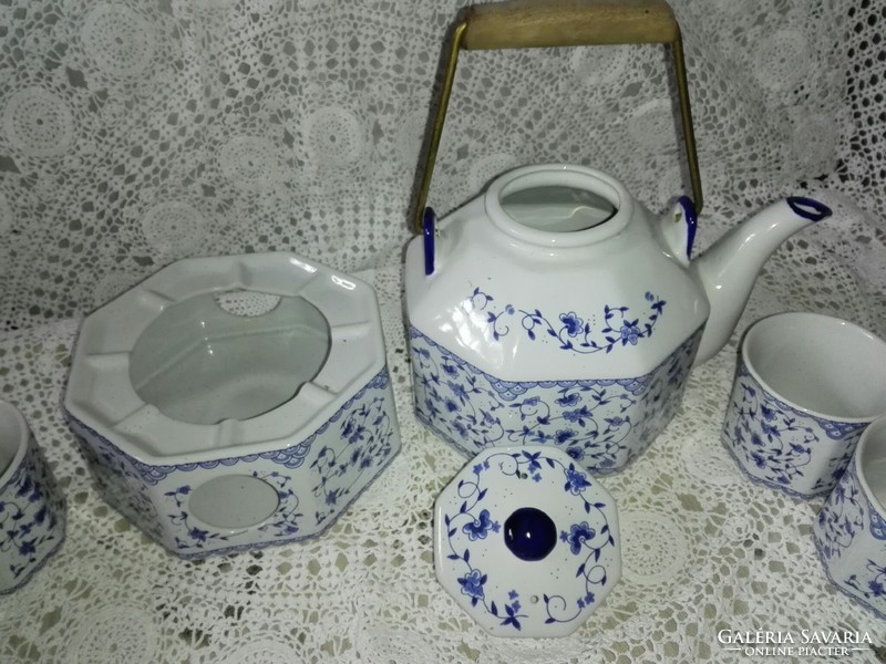 Tea and coffee set, with spout, warmer...Faience.