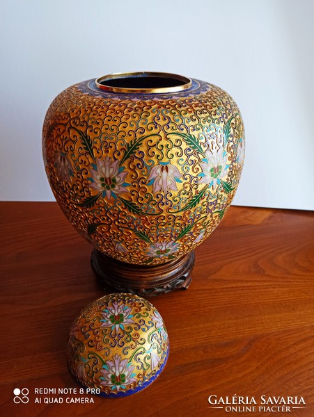 Vase with finely crafted, enamelled compartment lid.