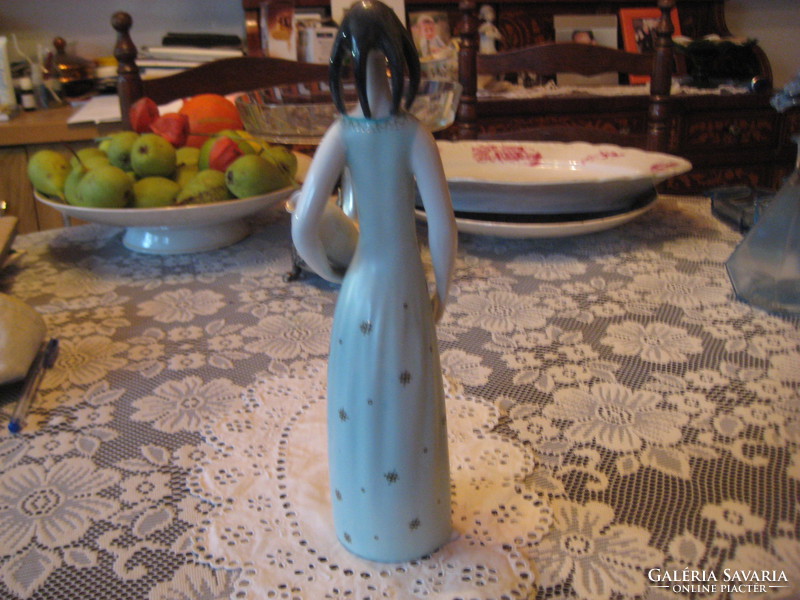 Hollóházi  , hibátlan ,  figura , Lány korsóval   27,5 cm