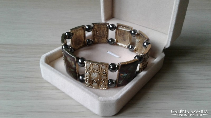Metal bracelet with magnetite and abalone inlay + gift box
