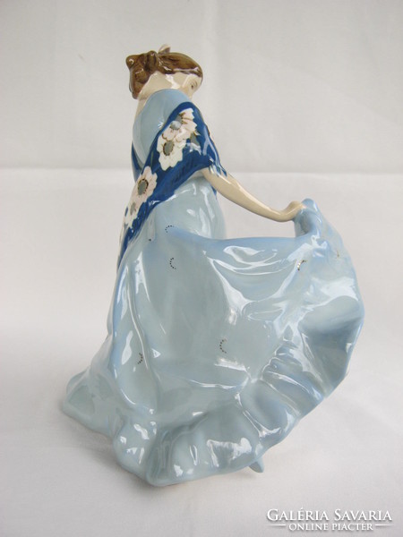 Royal Dux porcelán lány nagy méret