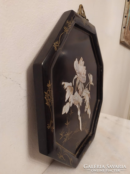 Antique Chinese mother of pearl inlaid flower motif with black octagonal lacquer image china 3636